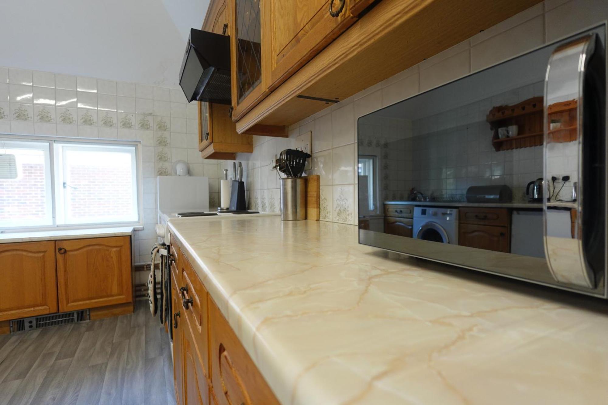 Apartment In Canford Cliffs Close To Sandbanks Beach Poole Eksteriør bilde