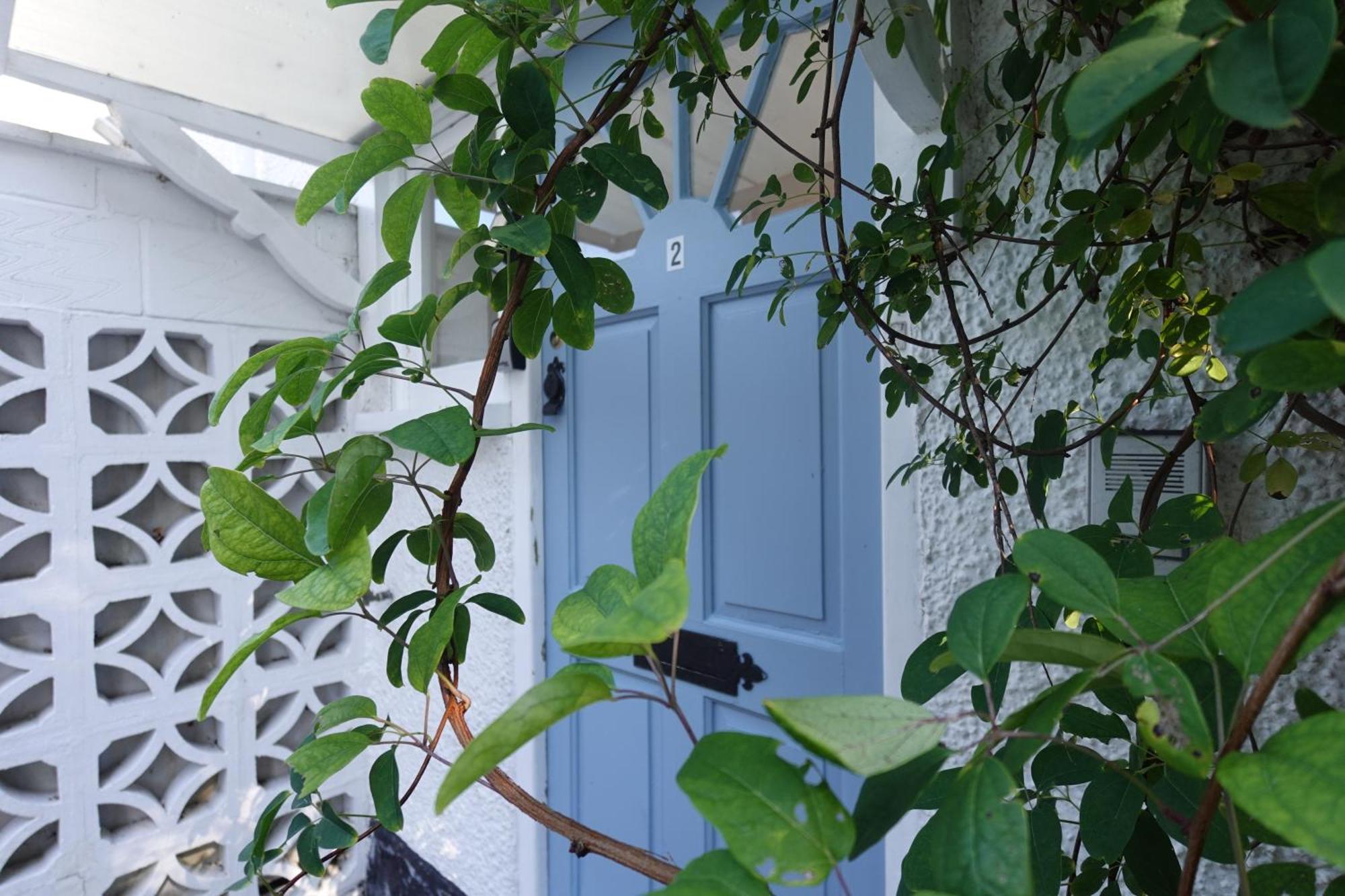 Apartment In Canford Cliffs Close To Sandbanks Beach Poole Eksteriør bilde